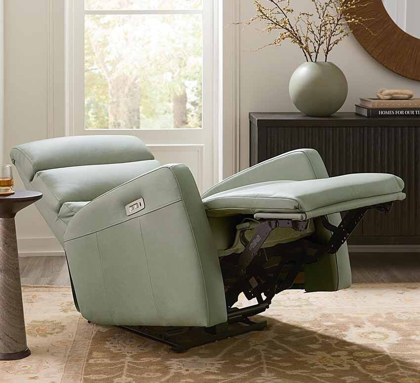 Zero gravity recliner Zero gravity recliner