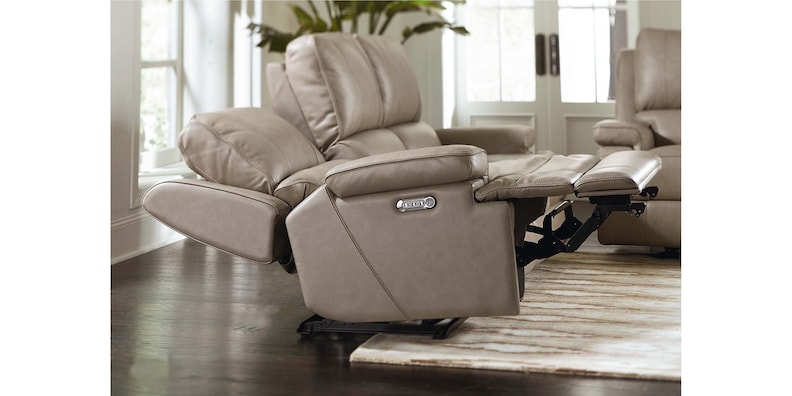 Wallsaver Recliner w/Power image number 3