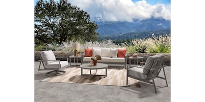 Walker Outdoor Round Cocktail Table